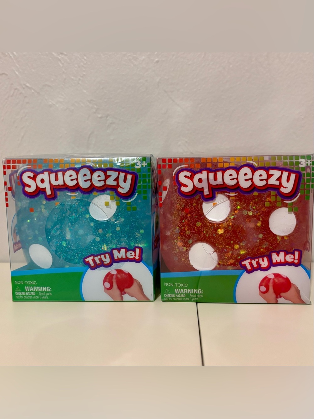 Jumbo Squeezy Sugar Squishy Dice Sunny Days - Red & Blue